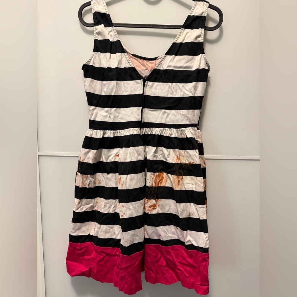 💸CLEARANCE 4/$15💸 Bloody Dress & Shirt (ModCloth) - Picture 8 of 9